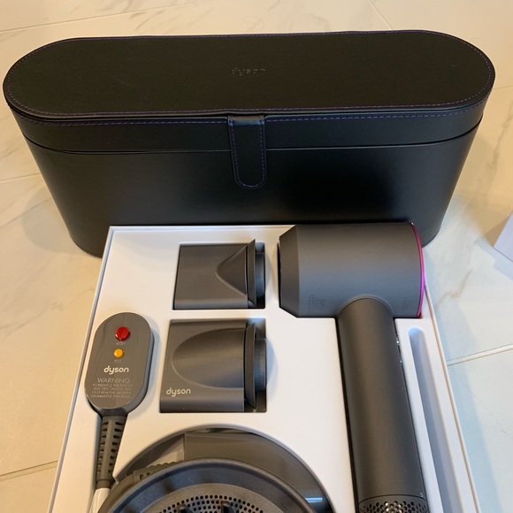 Dyson supersonic hair dryer - Picture 6 of 6